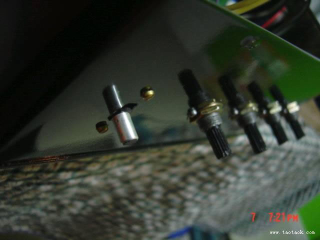 新组装的(应该不能算做的)2.1功放tda2030a