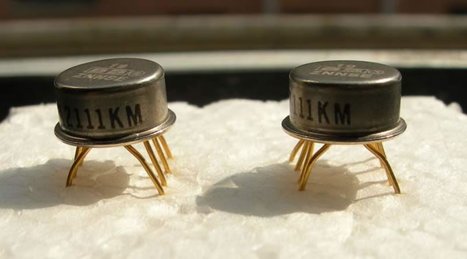 极品运放AD827AQ、OPA2111KM与OP249的终极对比听感报告