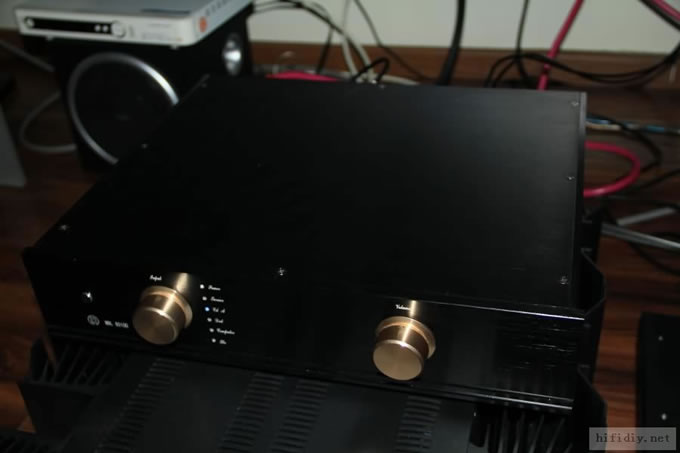 用仿“MBL6010(ne5534)”机箱,做自己的运放前级