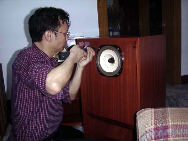 玩全频喇叭,小心中毒