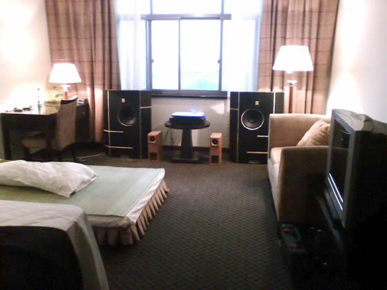 我最近搞的飞乐3004全频喇叭和障板