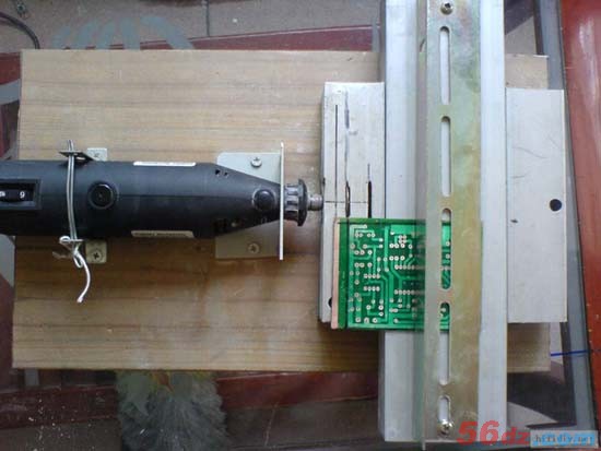 用感光干膜制作PCB的方法