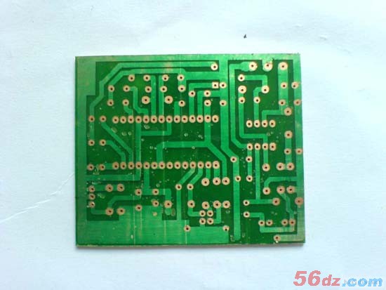 用感光干膜制作PCB的方法