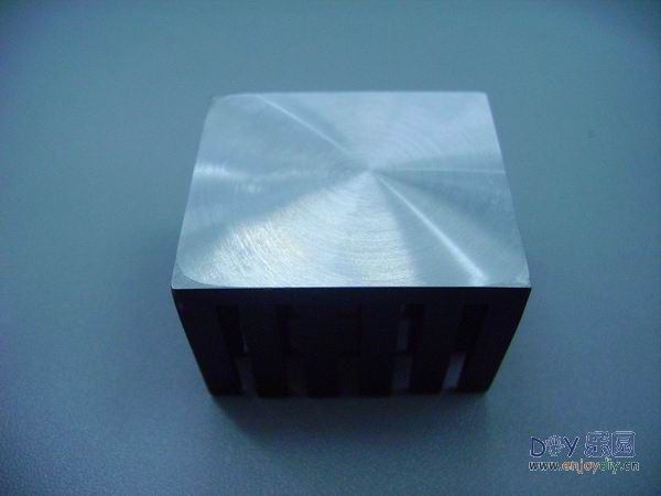 显卡加热管散热片!小弟的处男作!