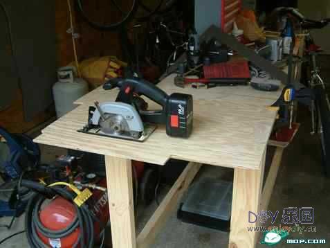 俺买不起笔记本,只好自己动手做一个啦