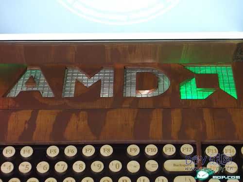 俺买不起笔记本,只好自己动手做一个啦