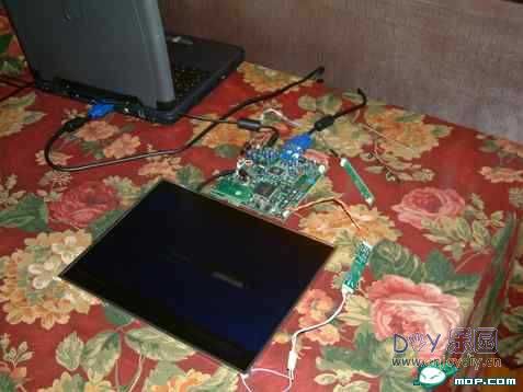 俺买不起笔记本,只好自己动手做一个啦