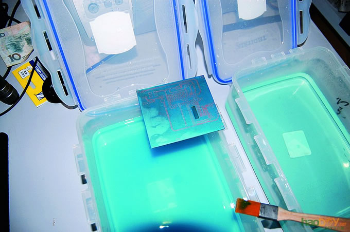 用感光法制作电路板pcb