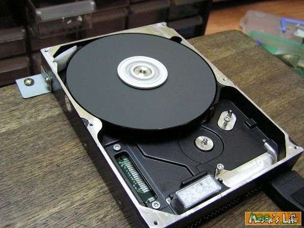 自制砂轮机,坏硬盘发挥余热