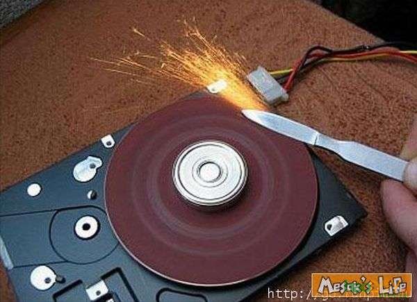 自制砂轮机,坏硬盘发挥余热