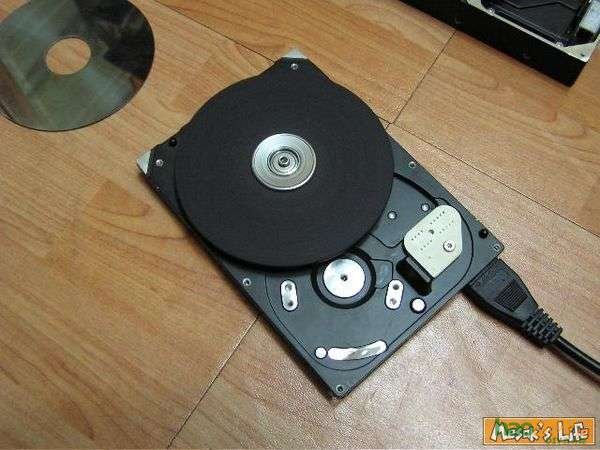 自制砂轮机,坏硬盘发挥余热