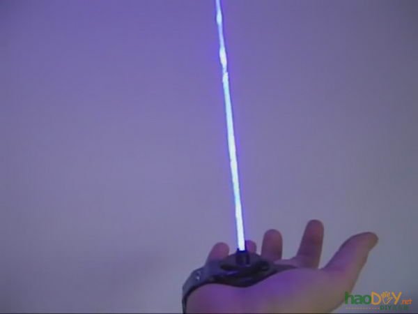 1000mw激光笔打造的酷炫掌套