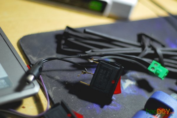 打造你自己的WIFI ROBOT