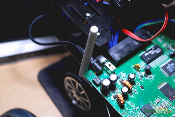 打造你自己的WIFI ROBOT