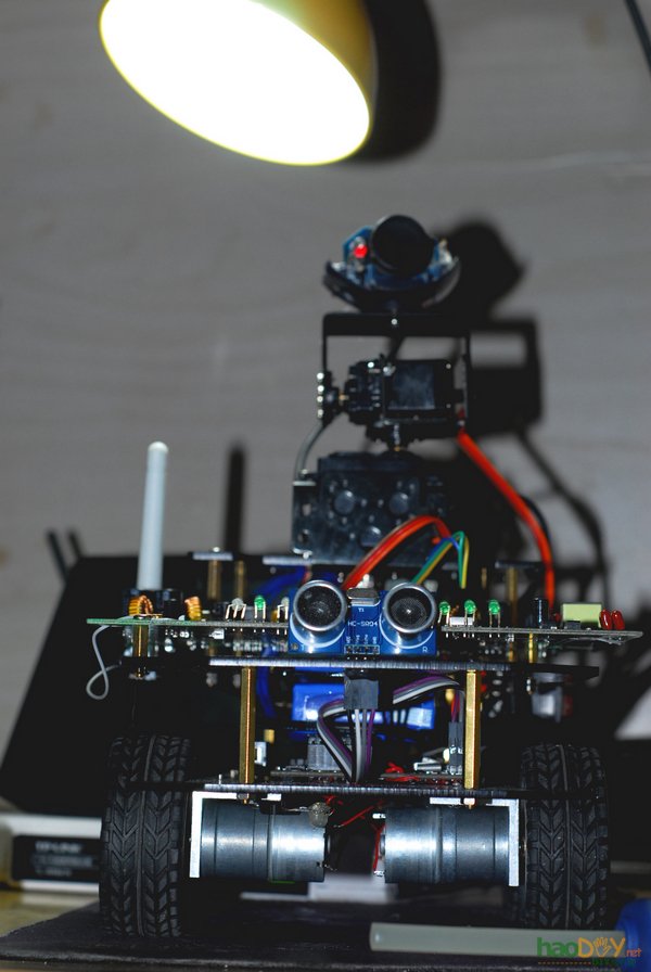 打造你自己的WIFI ROBOT