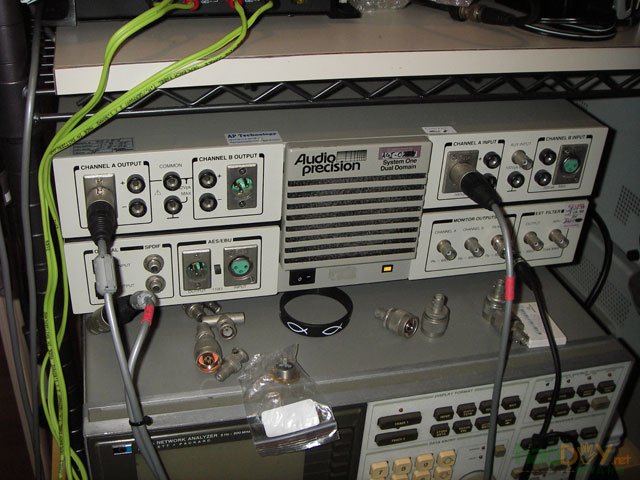 04.jpg 用LME49810制作高性能音频功率放大器