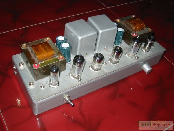 抽空重温胆机:做了台仿古的6N2+6p1电子管单端胆机功放,全套27厂