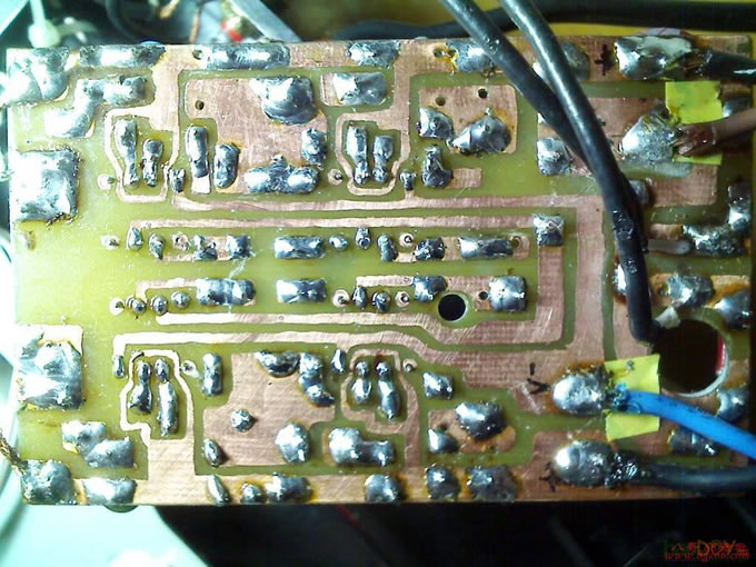 用美国线性技术公司LT1028构建RC衰减型唱放