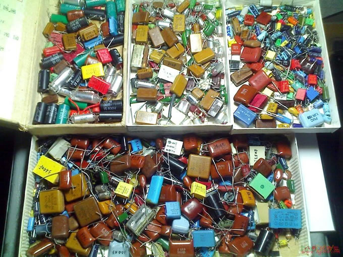 用美国线性技术公司LT1058构建RC衰减型唱放