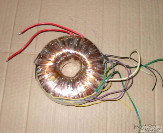 晒晒刚做的桌面stk4211功放