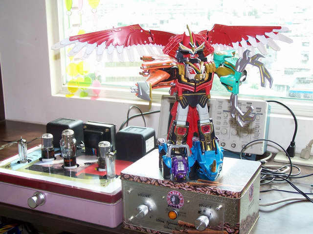 Ultra Symmetry 平衡式前级放大器