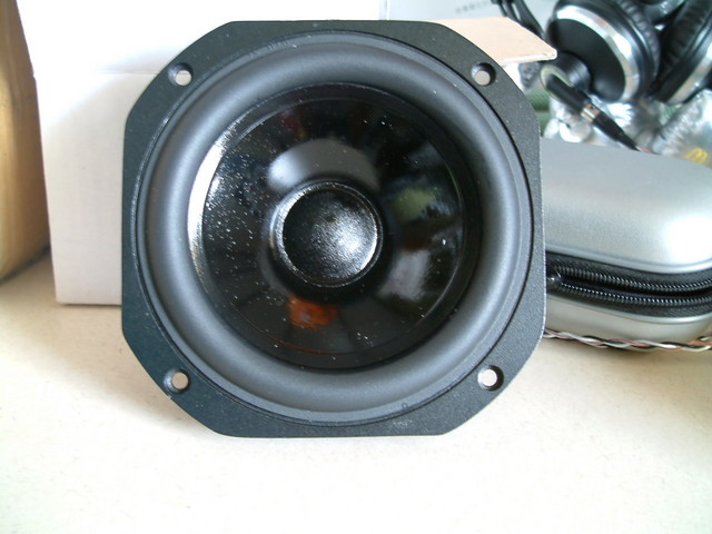 Mytedliy的2006小喇叭開箱全紀錄