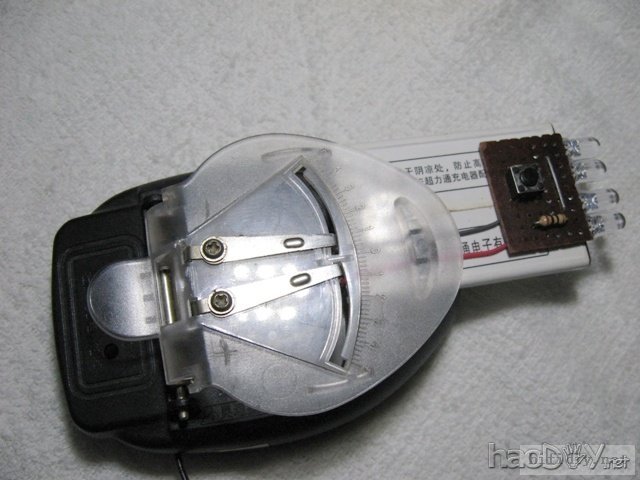 利用手里废旧手机电池做自制LED灯