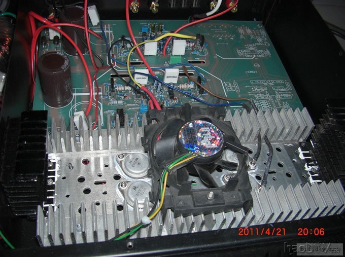 上个音乐传真A1功放的制作过程