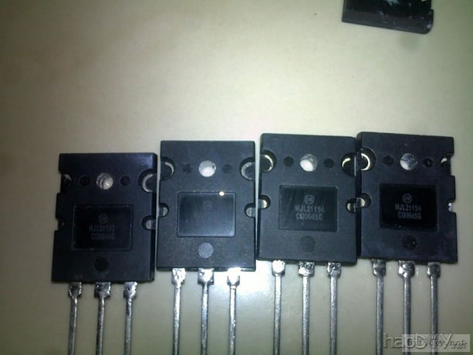 仿英国音乐传真A1000功放