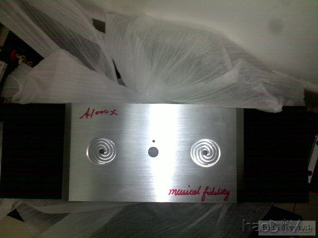 仿英国音乐传真A1000功放