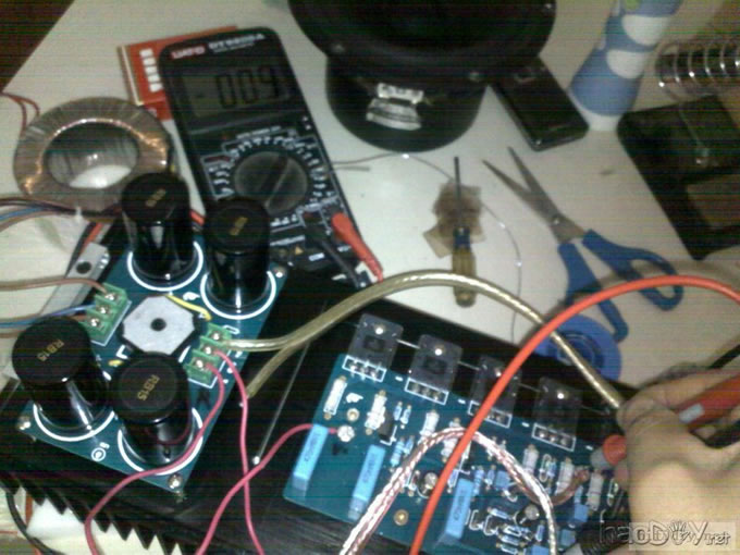 仿英国音乐传真A1000功放