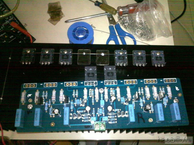 仿英国音乐传真A1000功放