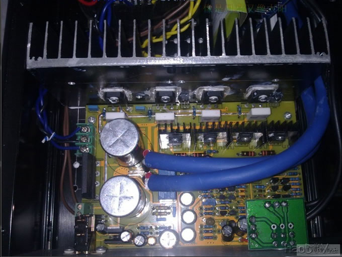 学生也来菜菜 M7功放