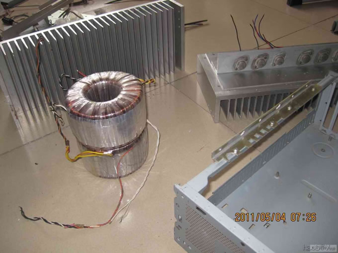 纯手工为英国之国都QUAD605功放打造机箱