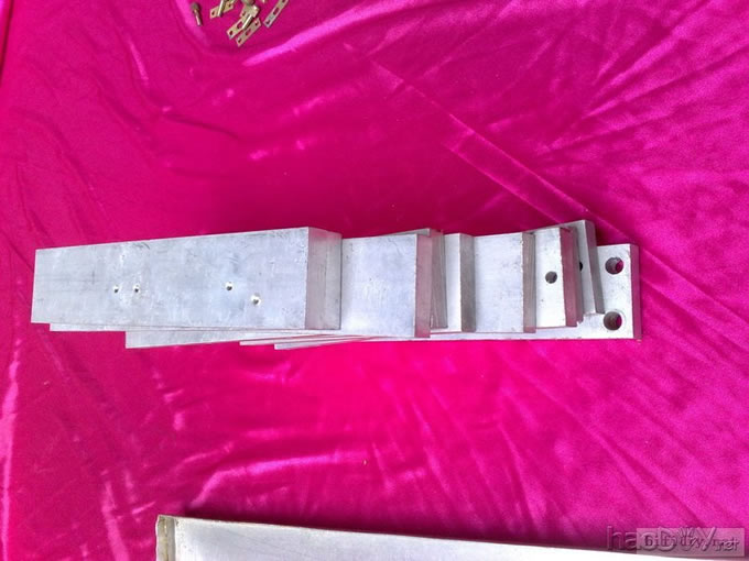 啊锋做的卧室lm1875功放 机箱自己做,PCB自己做。机箱应该可以算