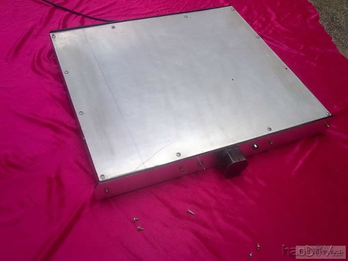 啊锋做的卧室lm1875功放 机箱自己做,PCB自己做。机箱应该可以算