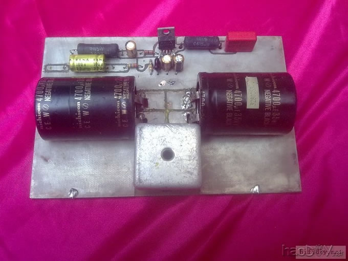 啊锋做的卧室lm1875功放 机箱自己做,PCB自己做。机箱应该可以算