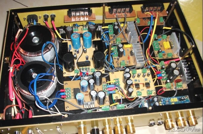 我制作的卡拉OK功放系统