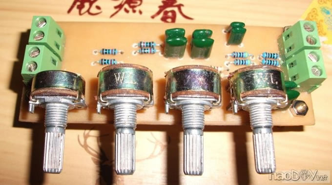 我制作的卡拉OK功放系统