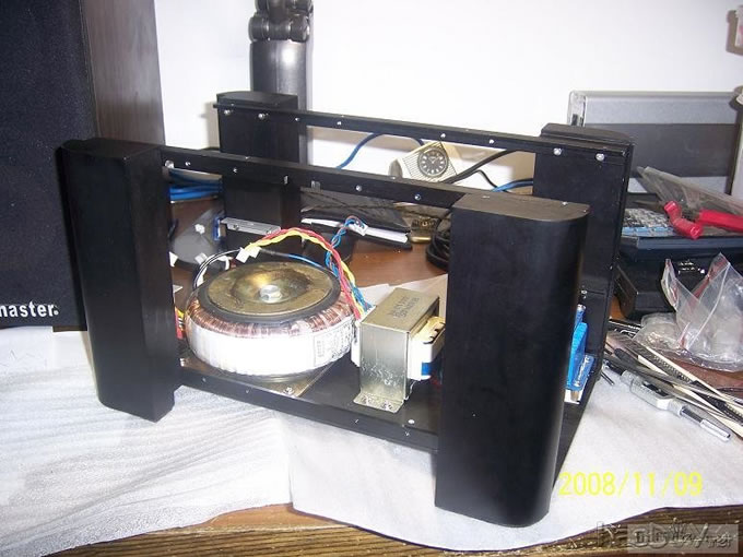 全手工DTS/AC3解码5.1声道迷你桌面功放