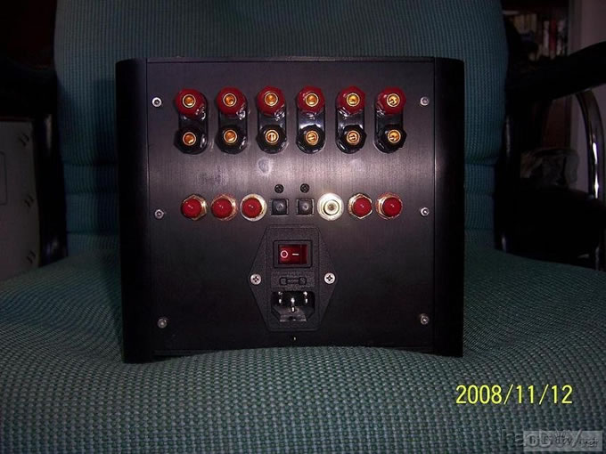 全手工DTS/AC3解码5.1声道迷你桌面功放