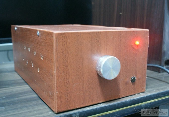 自己DIY的stk4211厚膜功放机箱