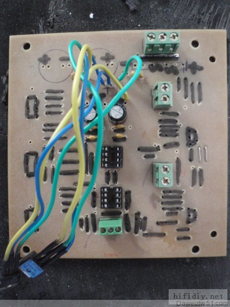 纯手工刻制懒猫的带音调LM1875功放板