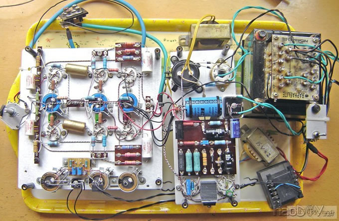 胡子工程,JADIS JP200胆前级制做中.