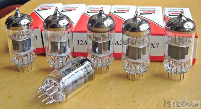 胡子工程,JADIS JP200胆前级制做中.