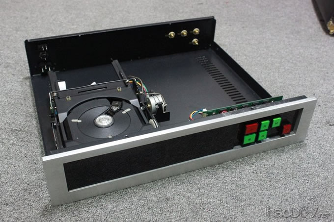 自制改造 COMPACT DISC PLAYER CDM4