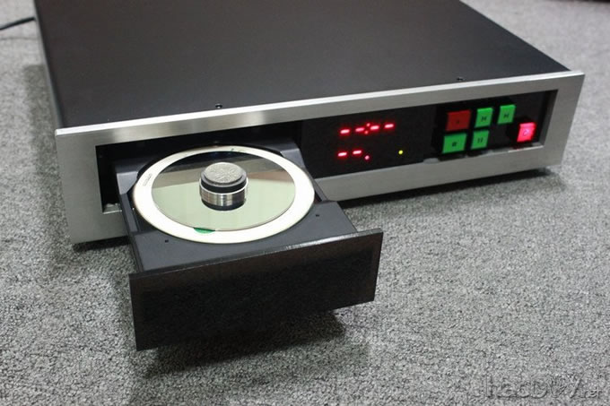自制改造 COMPACT DISC PLAYER CDM4