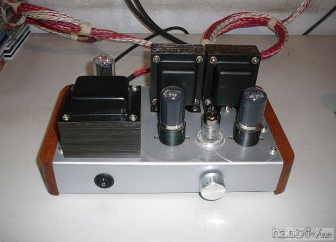 发台新作的12ax7+6v6(6p6p)小单端胆机