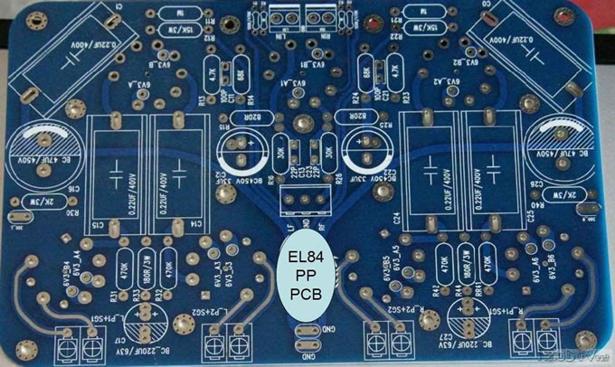 山寨了一台J版的EL84(6p14)推挽胆机,用12AU7代替了ECC85,居然