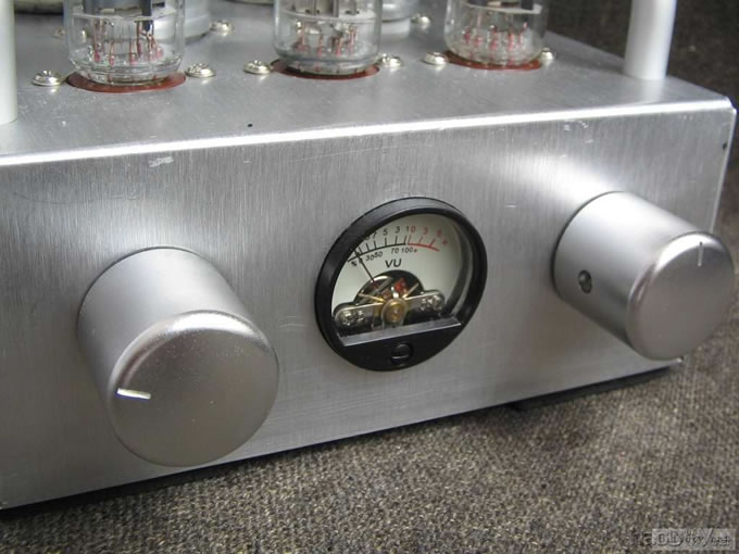 刚完工的全铝6n2+6p1单瑞胆机